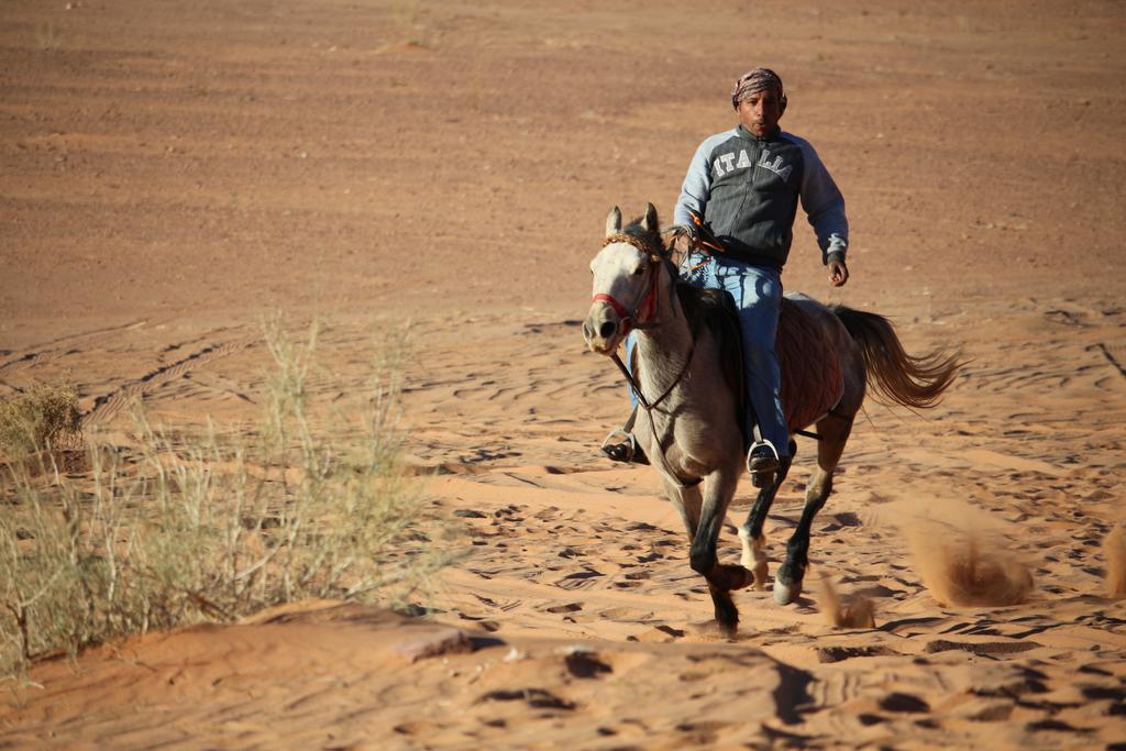 Hotel Sun City Camp Wadi Rum Exterior foto